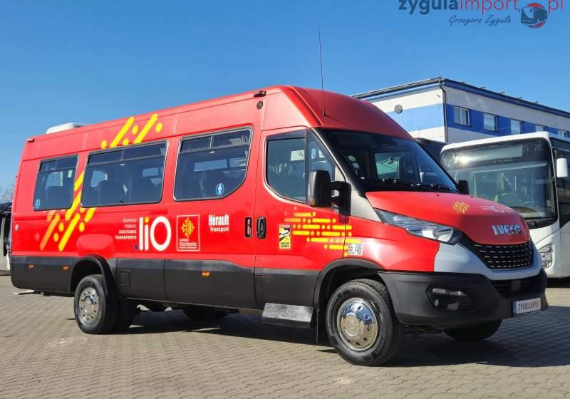 Iveco DAILY 65C18/SPROWADZONE/23 MIEJSCA/KLIM/WINDA - Μικρό λεωφορείο, Επιβατικό βαν: φωτογραφία 1 Iveco DAILY 65C18/SPROWADZONE/23 MIEJSCA/KLIM/WINDA - Μικρό λεωφορείο, Επιβατικό βαν: φωτογραφία 1