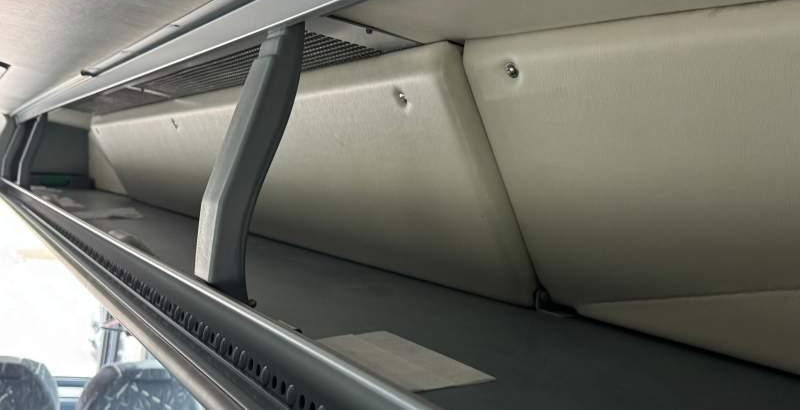 VanHool 911 ALICRON / SPROWADZONY / KRÓTKI/ MANUAL - Πούλμαν: φωτογραφία 4 VanHool 911 ALICRON / SPROWADZONY / KRÓTKI/ MANUAL - Πούλμαν: φωτογραφία 4