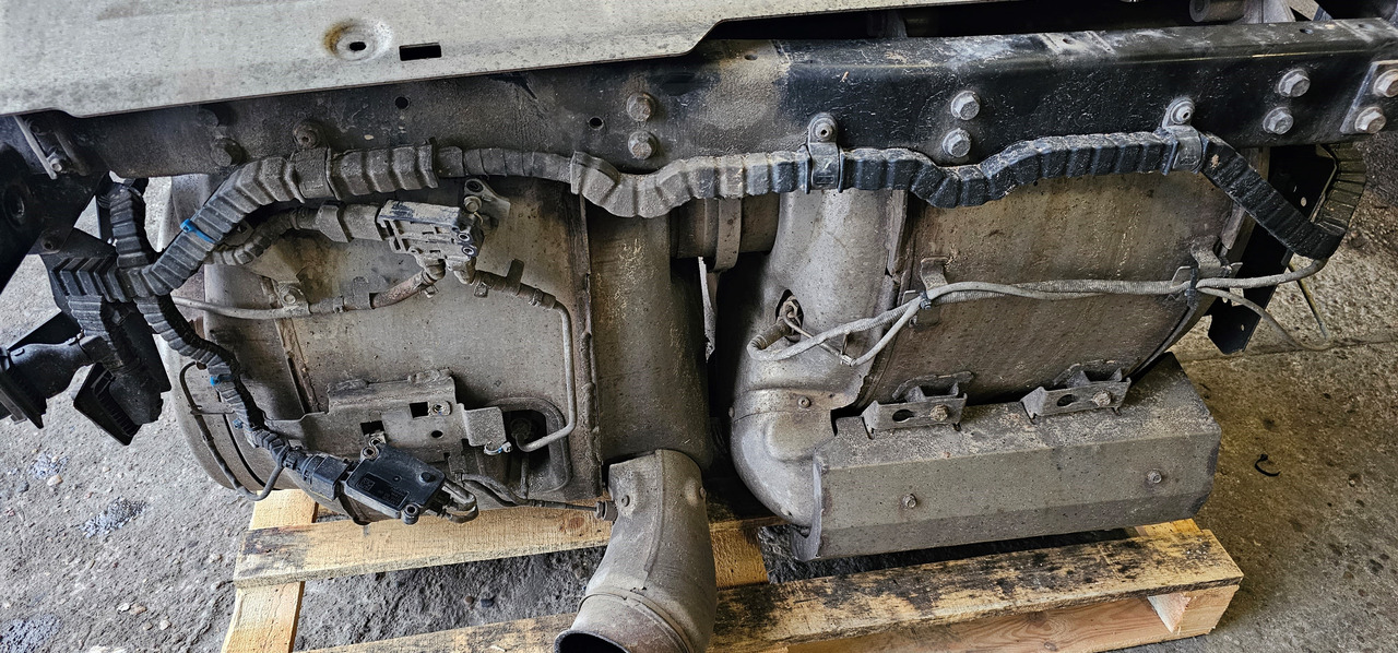 DAF DAF 106 XF, CF, EURO6, EURO 6 emission, catalyst, catalysator, exhaust system, silencer 1714742, 2481272, 2038420, 2188242, 1933421, 1714742, 2481272, 2038420, 2188242, 1933421, 2134913, 1708567,19720 - Καταλυτικός μετατροπέας για Φορτηγό: φωτογραφία 5 DAF DAF 106 XF, CF, EURO6, EURO 6 emission, catalyst, catalysator, exhaust system, silencer 1714742, 2481272, 2038420, 2188242, 1933421, 1714742, 2481272, 2038420, 2188242, 1933421, 2134913, 1708567,19720 - Καταλυτικός μετατροπέας για Φορτηγό: φωτογραφία 5