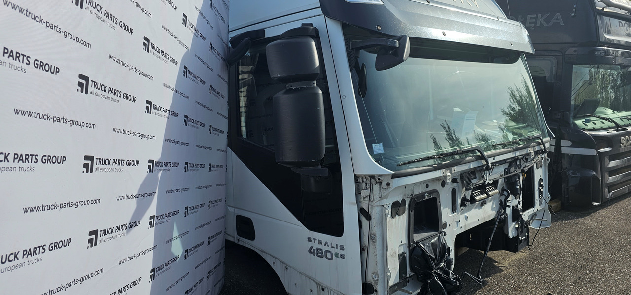 IVECO IVECO STRALIS EURO6 HI-WAY cab, cabin 5801758713, 504087022 - Ανταλλακτικό για Φορτηγό: φωτογραφία 3 IVECO IVECO STRALIS EURO6 HI-WAY cab, cabin 5801758713, 504087022 - Ανταλλακτικό για Φορτηγό: φωτογραφία 3