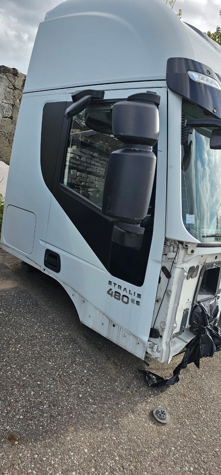 IVECO IVECO STRALIS EURO6 HI-WAY instrument panel kit from UK to EU, full set dashboard, remake set change driver position - Ανταλλακτικό για Φορτηγό: φωτογραφία 4 IVECO IVECO STRALIS EURO6 HI-WAY instrument panel kit from UK to EU, full set dashboard, remake set change driver position - Ανταλλακτικό για Φορτηγό: φωτογραφία 4