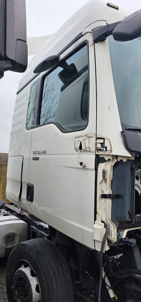 MAN MAN TGX / TGS EURO6 door, euro6 emission 81626004129, 81626004121, 81626004125, 81626004102, 81626004086, 81626004102, 81626004099, 81626004108, 81626004110, 81626004122, 81626004126, 81626004118, 816 - Ανταλλακτικό για Φορτηγό: φωτογραφία 2 MAN MAN TGX / TGS EURO6 door, euro6 emission 81626004129, 81626004121, 81626004125, 81626004102, 81626004086, 81626004102, 81626004099, 81626004108, 81626004110, 81626004122, 81626004126, 81626004118, 816 - Ανταλλακτικό για Φορτηγό: φωτογραφία 2