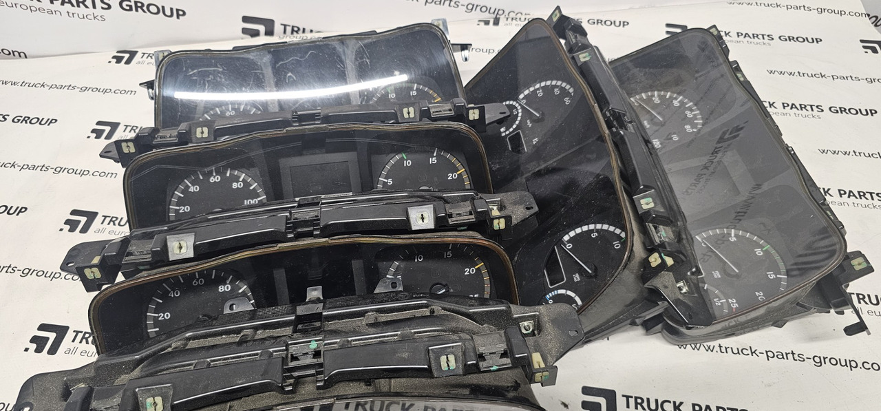 MERCEDES-BENZ Actros MP4 instrument panel, dashboard, EURO6, 0084465521 - Ταμπλό αυτοκινήτου για Φορτηγό: φωτογραφία 3 MERCEDES-BENZ Actros MP4 instrument panel, dashboard, EURO6, 0084465521 - Ταμπλό αυτοκινήτου για Φορτηγό: φωτογραφία 3