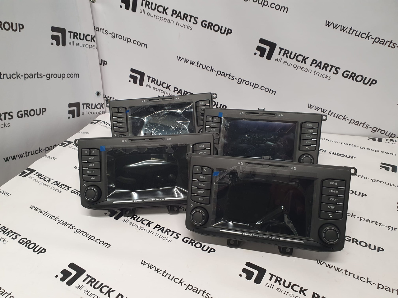 Scania T, P, G, R, L series EURO6, EURO 6 emission standard series multimedia navigation system HU scania AUS4 STD DAB, NAVI system, Harman / Becker 2594720, 2735760, 2635711, 2783088, infotainment sy - Σύστημα πλοήγησης για Φορτηγό: φωτογραφία 2 Scania T, P, G, R, L series EURO6, EURO 6 emission standard series multimedia navigation system HU scania AUS4 STD DAB, NAVI system, Harman / Becker 2594720, 2735760, 2635711, 2783088, infotainment sy - Σύστημα πλοήγησης για Φορτηγό: φωτογραφία 2