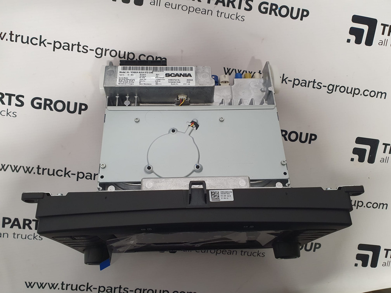 Scania T, P, G, R, L series EURO6, EURO 6 emission standard series multimedia navigation system HU scania AUS4 STD DAB, NAVI system, Harman / Becker 2594720, 2735760, 2635711, 2783088, infotainment sy - Σύστημα πλοήγησης για Φορτηγό: φωτογραφία 3 Scania T, P, G, R, L series EURO6, EURO 6 emission standard series multimedia navigation system HU scania AUS4 STD DAB, NAVI system, Harman / Becker 2594720, 2735760, 2635711, 2783088, infotainment sy - Σύστημα πλοήγησης για Φορτηγό: φωτογραφία 3