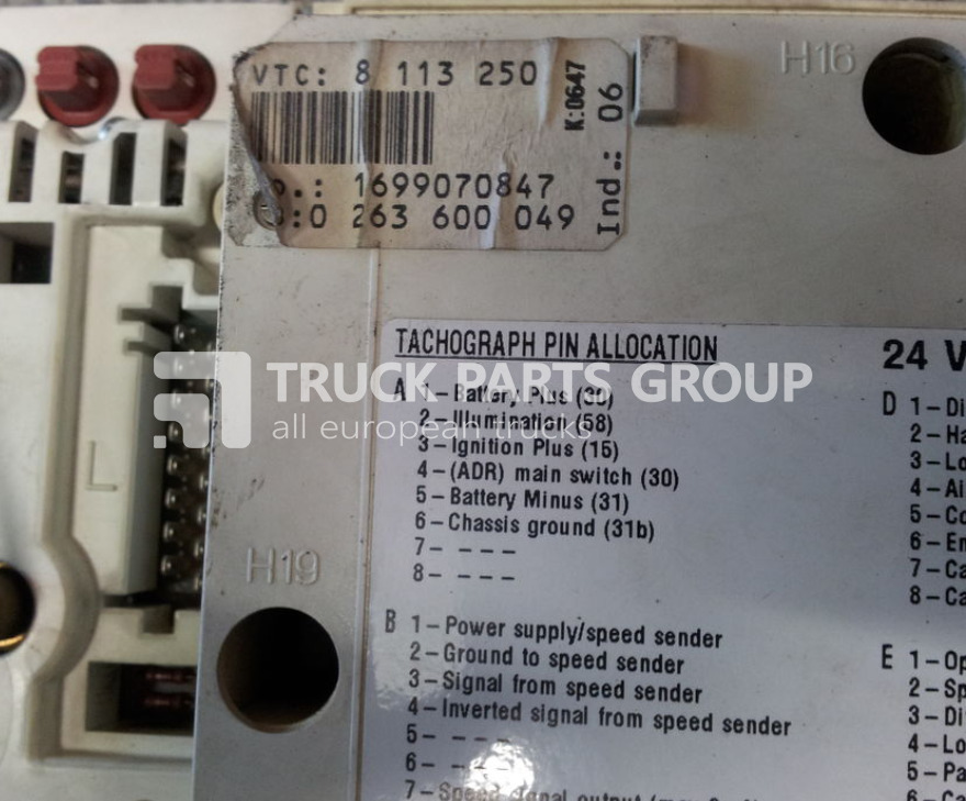 VOLVO FH12 D12A, D12C EURO2 instrument panel, dashboard, 3985743, 3985 dashboard - Ταμπλό αυτοκινήτου για Φορτηγό: φωτογραφία 2 VOLVO FH12 D12A, D12C EURO2 instrument panel, dashboard, 3985743, 3985 dashboard - Ταμπλό αυτοκινήτου για Φορτηγό: φωτογραφία 2