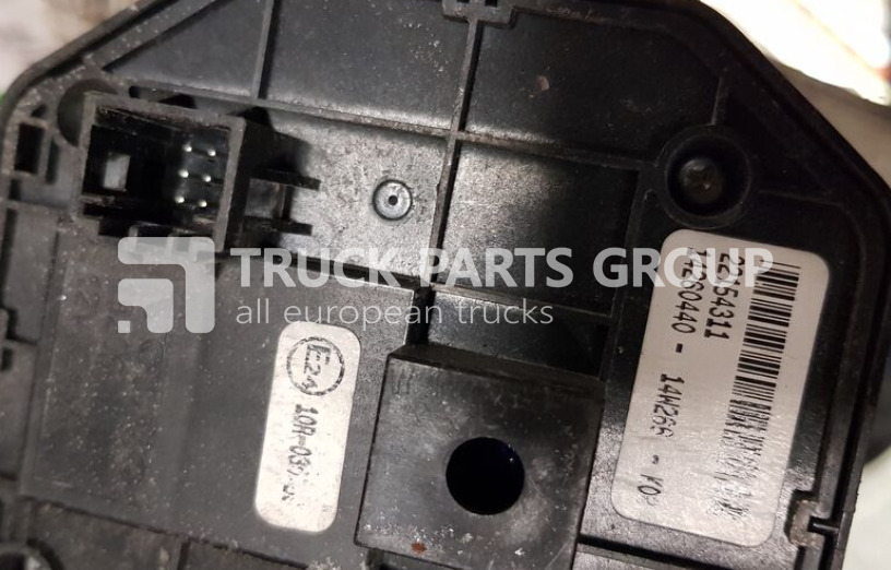 VOLVO FH4 euro6 control panels dashboard, central panel, information p dashboard - Ταμπλό αυτοκινήτου για Φορτηγό: φωτογραφία 5 VOLVO FH4 euro6 control panels dashboard, central panel, information p dashboard - Ταμπλό αυτοκινήτου για Φορτηγό: φωτογραφία 5