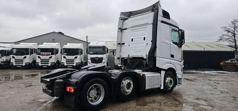 Mercedes 2548 - Τράκτορας: φωτογραφία 4 Mercedes 2548 - Τράκτορας: φωτογραφία 4