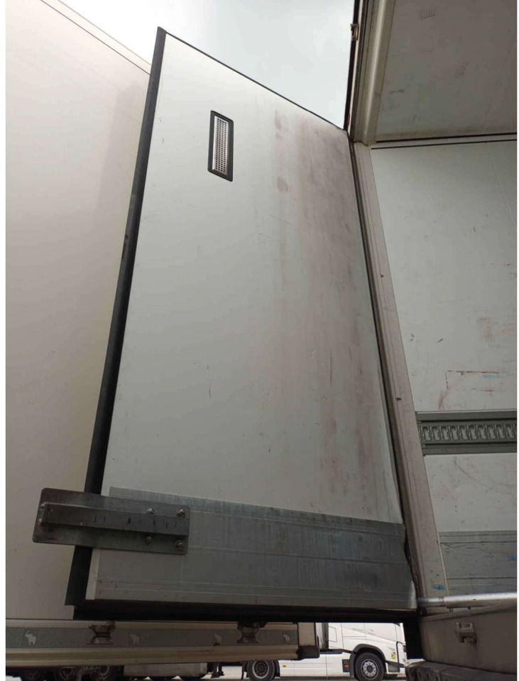 2018 Schmitz Cargobull SKO FP 45 ThermoKing SLXi 300 - Επικαθήμενο ψυγείο: φωτογραφία 4 2018 Schmitz Cargobull SKO FP 45 ThermoKing SLXi 300 - Επικαθήμενο ψυγείο: φωτογραφία 4
