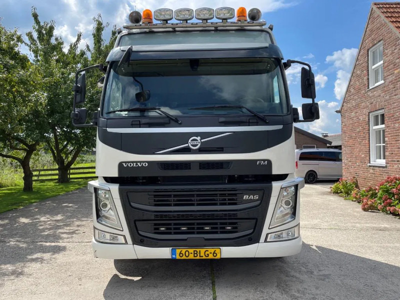 Volvo FM 460 EURO 6 / TOP!! / NL TRUCK / GLOBETROTTER / SAFETY SYSTEMS - Τράκτορας: φωτογραφία 2 Volvo FM 460 EURO 6 / TOP!! / NL TRUCK / GLOBETROTTER / SAFETY SYSTEMS - Τράκτορας: φωτογραφία 2