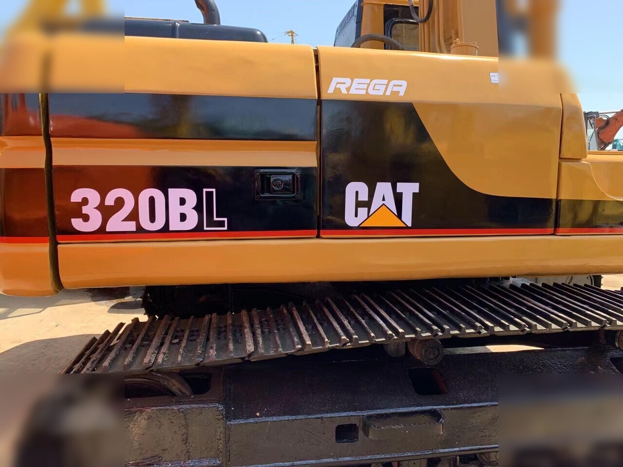 CATERPILLAR 320BL - Ερπυστριοφόρος εκσκαφέας: φωτογραφία 1 CATERPILLAR 320BL - Ερπυστριοφόρος εκσκαφέας: φωτογραφία 1