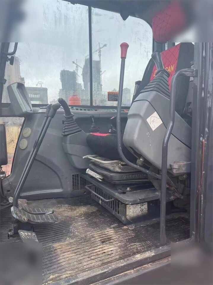 DOOSAN DX60 - Ερπυστριοφόρος εκσκαφέας: φωτογραφία 3 DOOSAN DX60 - Ερπυστριοφόρος εκσκαφέας: φωτογραφία 3