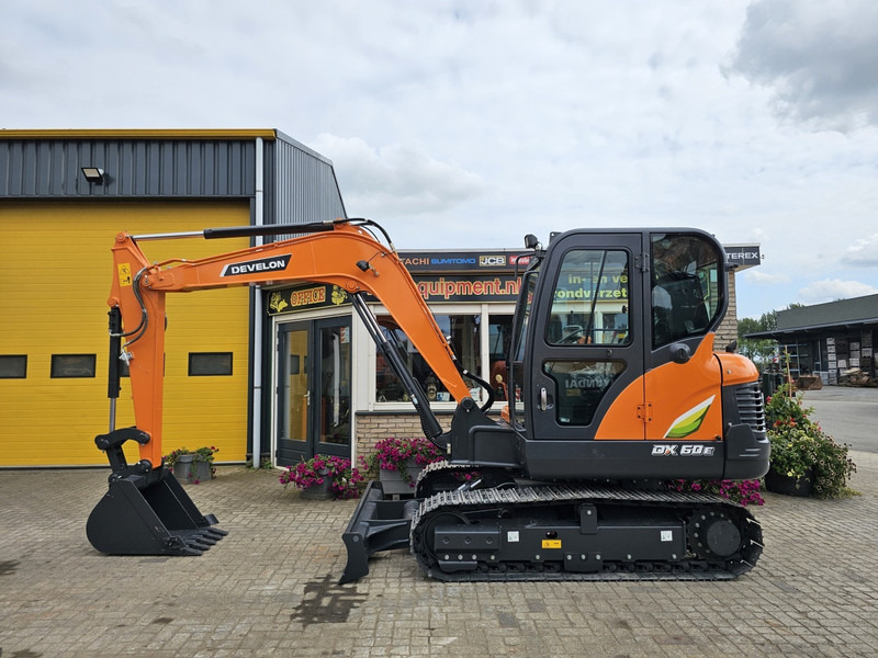Develon DX60E-10N - Μίνι εκσκαφέας: φωτογραφία 1 Develon DX60E-10N - Μίνι εκσκαφέας: φωτογραφία 1