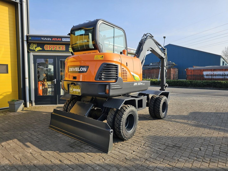 Develon DX60WN ECO-1 - Τροχοφόρος εκσκαφέας: φωτογραφία 4 Develon DX60WN ECO-1 - Τροχοφόρος εκσκαφέας: φωτογραφία 4