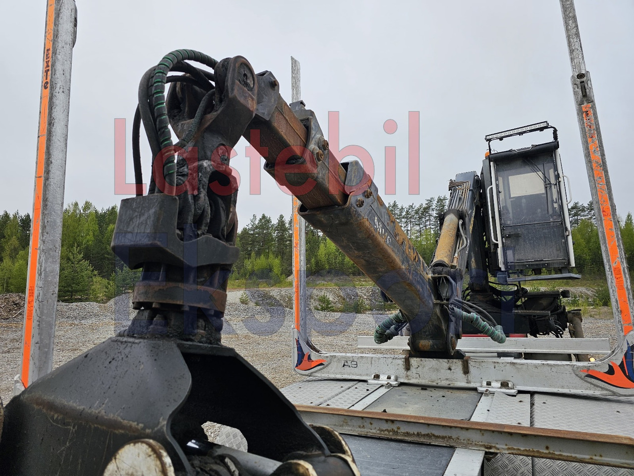 Φορτηγό ξυλείας, Φορτηγό με γερανό Scania R650: φωτογραφία 16