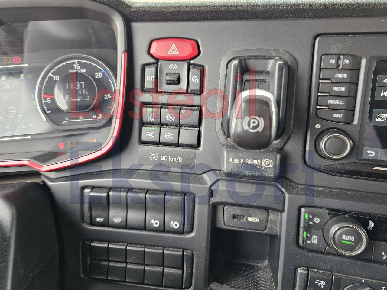 Φορτηγό ξυλείας, Φορτηγό με γερανό Scania R650: φωτογραφία 41