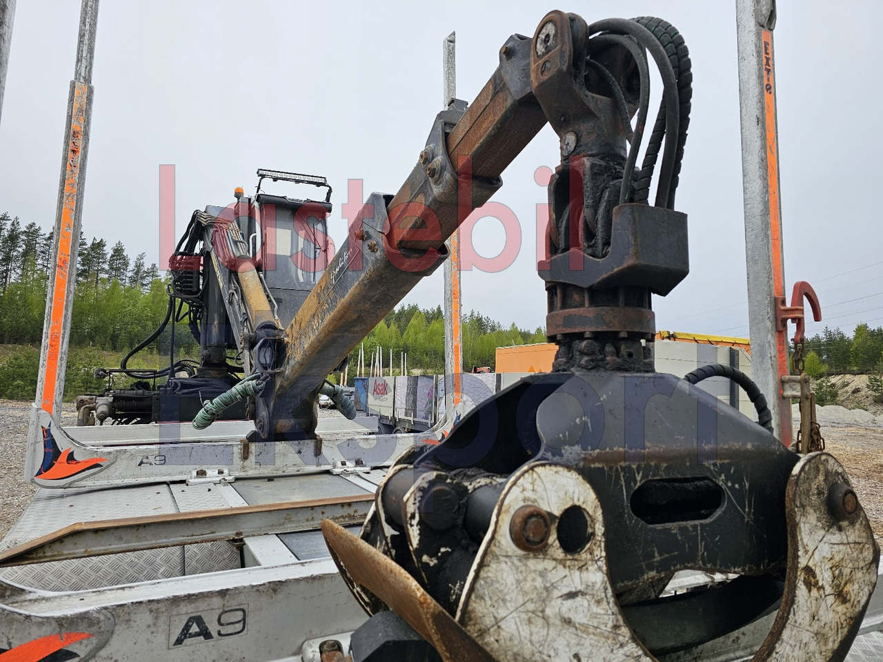 Φορτηγό ξυλείας, Φορτηγό με γερανό Scania R650: φωτογραφία 11