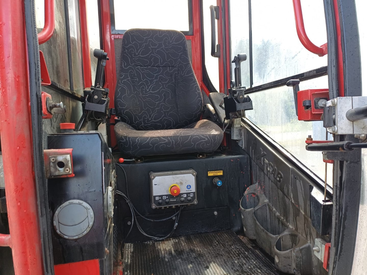 Volvo FH16 750 - Φορτηγό ξυλείας, Φορτηγό με γερανό: φωτογραφία 5 Volvo FH16 750 - Φορτηγό ξυλείας, Φορτηγό με γερανό: φωτογραφία 5