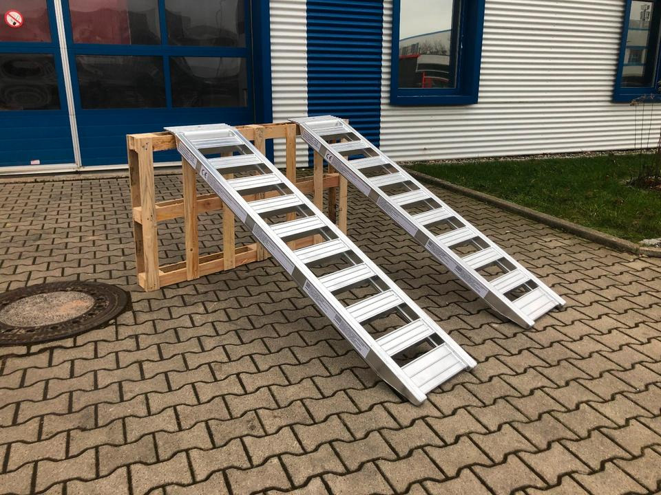 Alurampen Satz 2m 2000KG Minibagger Minilader Quad Auffahrrampe *INKL.19% MWST* - Ράμπα φόρτωσης: φωτογραφία 3 Alurampen Satz 2m 2000KG Minibagger Minilader Quad Auffahrrampe *INKL.19% MWST* - Ράμπα φόρτωσης: φωτογραφία 3