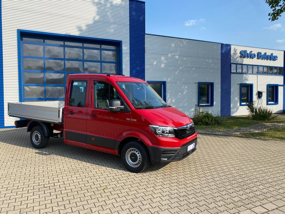 MAN TGE 3.140 Doka Pritsche Next Level *TEMPO*KLIMA*CAM*AHK*APP*PDC*INKL.19% MWST*SOFORT!* - Μικρό φορτηγό με καρότσα, Διπλοκάμπινο ελαφρύ επαγγελματικό: φωτογραφία 1 MAN TGE 3.140 Doka Pritsche Next Level *TEMPO*KLIMA*CAM*AHK*APP*PDC*INKL.19% MWST*SOFORT!* - Μικρό φορτηγό με καρότσα, Διπλοκάμπινο ελαφρύ επαγγελματικό: φωτογραφία 1
