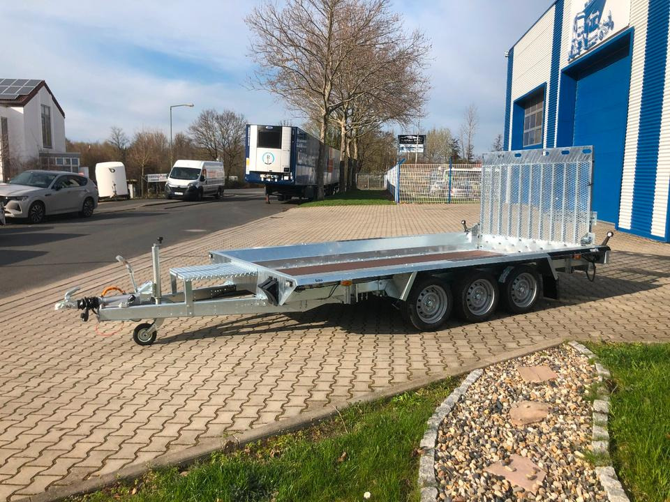 Martz 3-Achs Anhänger Maschinen Tieflader 3500KG *INKL.19% MWST*100KMH*SOFORT!* - Τρέιλερ μεταφοράς μηχανημάτων: φωτογραφία 4 Martz 3-Achs Anhänger Maschinen Tieflader 3500KG *INKL.19% MWST*100KMH*SOFORT!* - Τρέιλερ μεταφοράς μηχανημάτων: φωτογραφία 4