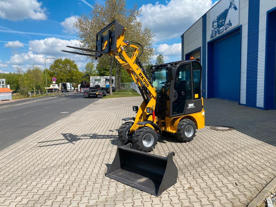 Σπαστός φορτωτής Radlader / Hoflader BK906 mit Kabine *INKL.19% MWST*PERKINS*BERGER KRAUS*GABELPAKET*CE*EURO*: φωτογραφία 6