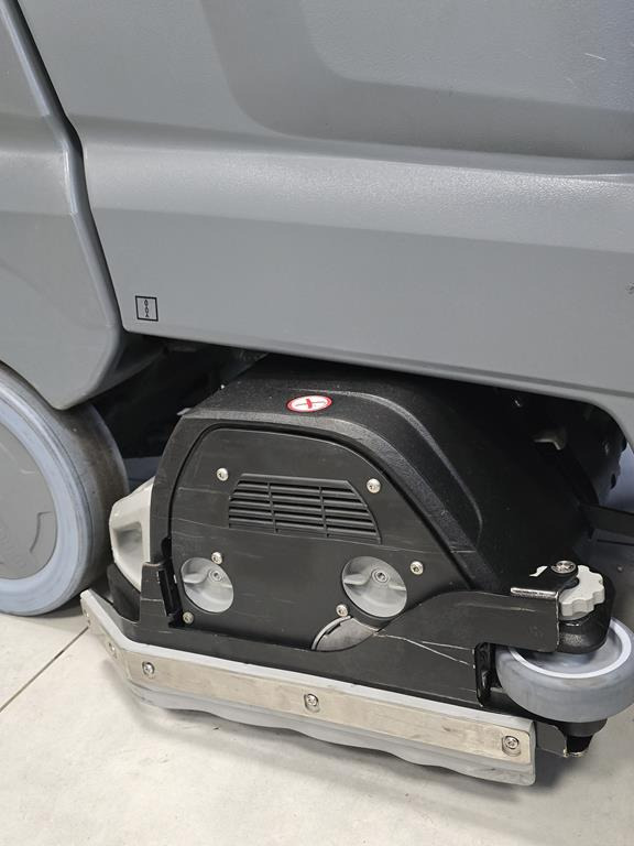 Μηχάνημα πλύσης-στέγνωσης KÄRCHER B 90 + R75 266 working hours: φωτογραφία 17 Μηχάνημα πλύσης-στέγνωσης KÄRCHER B 90 + R75 266 working hours: φωτογραφία 17