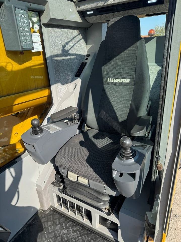 Τηλεσκοπικός γερανός Liebherr LTM 1030-2.1: φωτογραφία 12