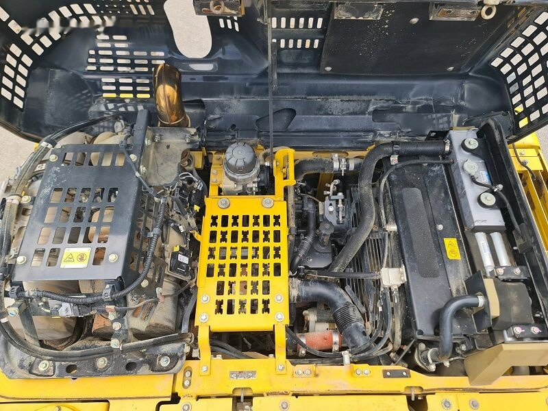 Ερπυστριοφόρος εκσκαφέας Komatsu PC240NLC-11: φωτογραφία 12