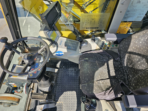 Τροχοφόρος εκσκαφέας LIEBHERR A900C ZW: φωτογραφία 10 Τροχοφόρος εκσκαφέας LIEBHERR A900C ZW: φωτογραφία 10