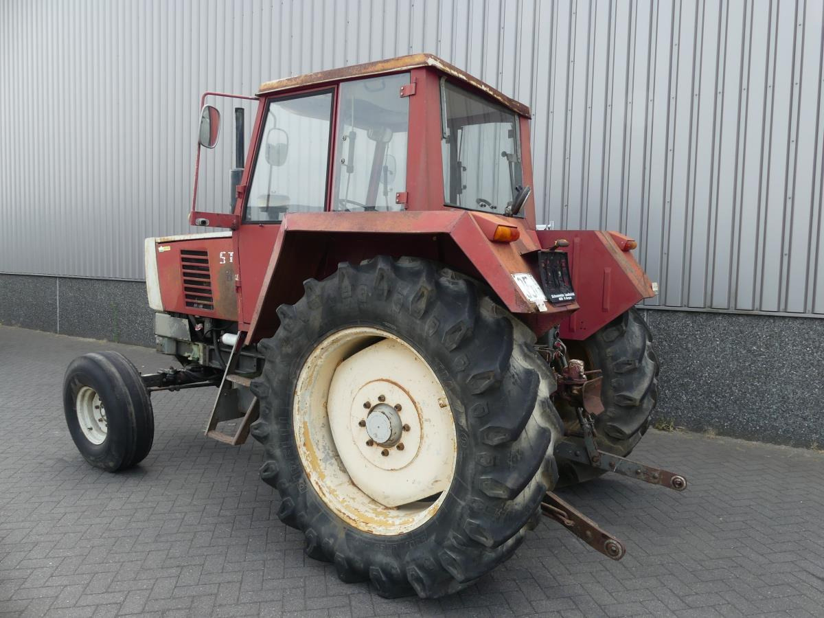 Steyr 8140 - Τρακτέρ: φωτογραφία 4 Steyr 8140 - Τρακτέρ: φωτογραφία 4