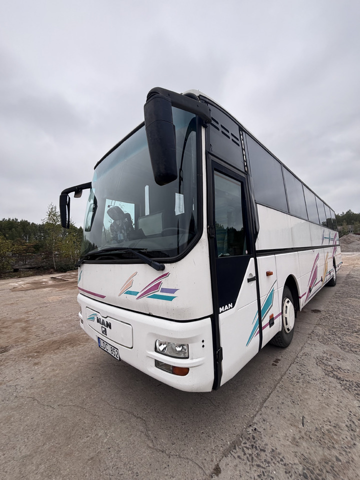 MAN - Πούλμαν: φωτογραφία 1 MAN - Πούλμαν: φωτογραφία 1