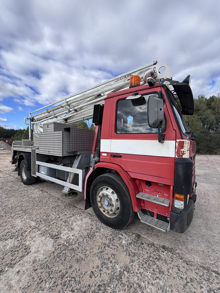 SCANIA - Πυροσβεστικό όχημα: φωτογραφία 3 SCANIA - Πυροσβεστικό όχημα: φωτογραφία 3