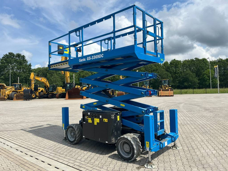 Genie GS 3369 DC - Ψαλιδωτό ανυψωτικό: φωτογραφία 2 Genie GS 3369 DC - Ψαλιδωτό ανυψωτικό: φωτογραφία 2