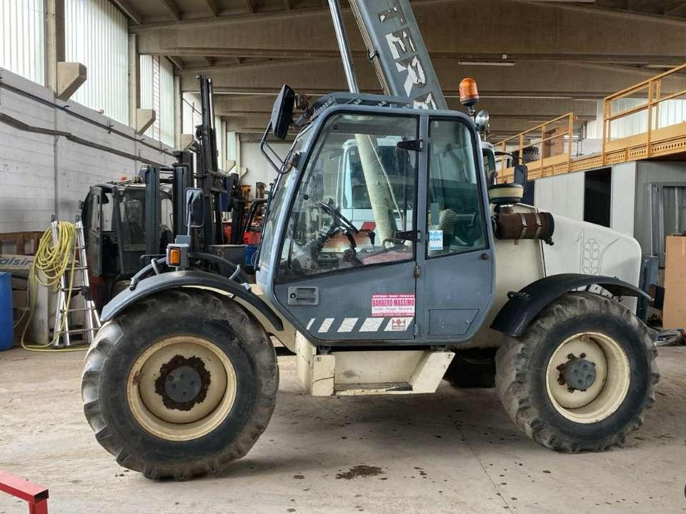 Terex 357 - Τηλεσκοπικός φορτωτής: φωτογραφία 1 Terex 357 - Τηλεσκοπικός φορτωτής: φωτογραφία 1