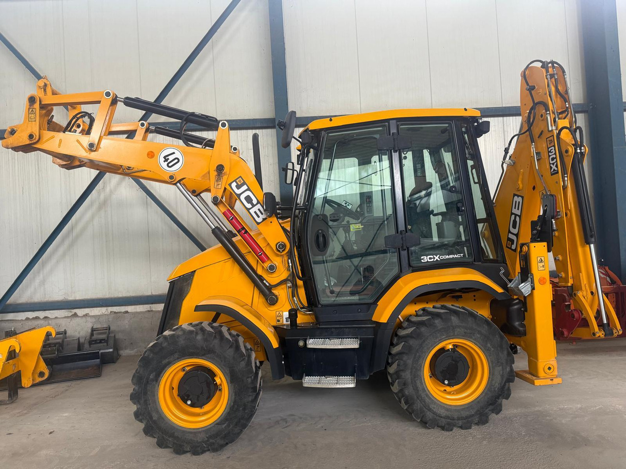 JCB 3CX Compact - Φορτωτής εκσκαφέας: φωτογραφία 1 JCB 3CX Compact - Φορτωτής εκσκαφέας: φωτογραφία 1