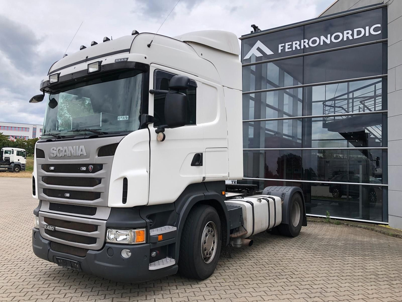Scania R420 PTO*Automatik mit Kupplungspedale - Τράκτορας: φωτογραφία 2 Scania R420 PTO*Automatik mit Kupplungspedale - Τράκτορας: φωτογραφία 2