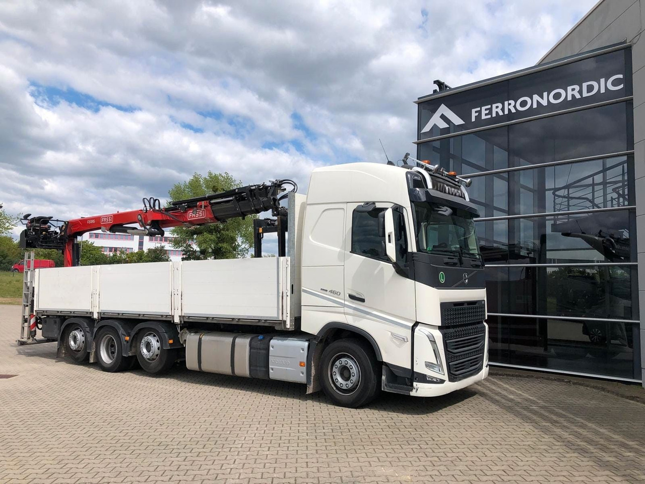 Volvo FH460 8x2 TRIDEM VLA&NLA gelenkt*FASSI F215AS.24 - Φορτηγό με γερανό: φωτογραφία 1 Volvo FH460 8x2 TRIDEM VLA&NLA gelenkt*FASSI F215AS.24 - Φορτηγό με γερανό: φωτογραφία 1