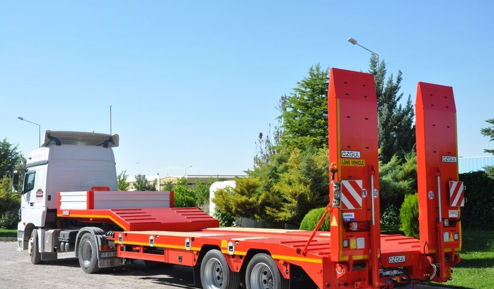 Özgül 2 AXLE LOWBED SEMI TRAILER - Επικαθήμενο με χαμηλό δάπεδο: φωτογραφία 1 Özgül 2 AXLE LOWBED SEMI TRAILER - Επικαθήμενο με χαμηλό δάπεδο: φωτογραφία 1