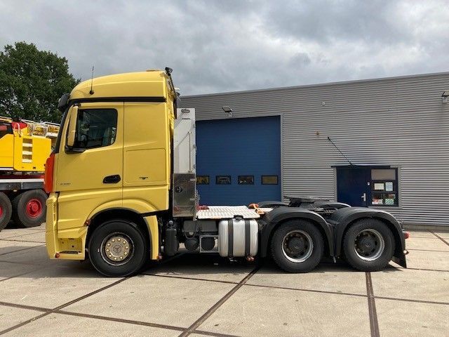 Mercedes-Benz Actros 3351 6x4 - Τράκτορας: φωτογραφία 2 Mercedes-Benz Actros 3351 6x4 - Τράκτορας: φωτογραφία 2