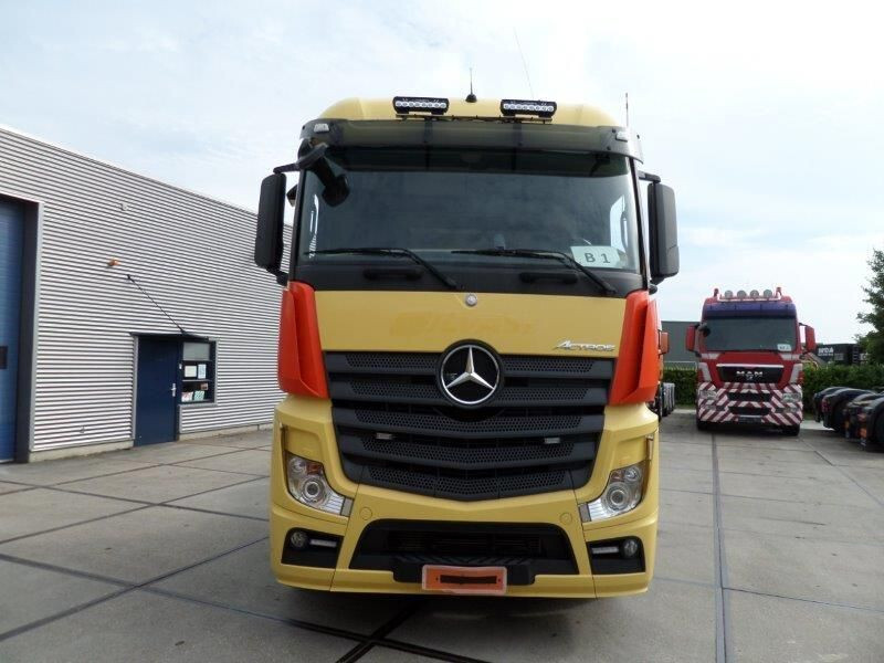 Mercedes-Benz Actros 3351 6x4 - Τράκτορας: φωτογραφία 2 Mercedes-Benz Actros 3351 6x4 - Τράκτορας: φωτογραφία 2