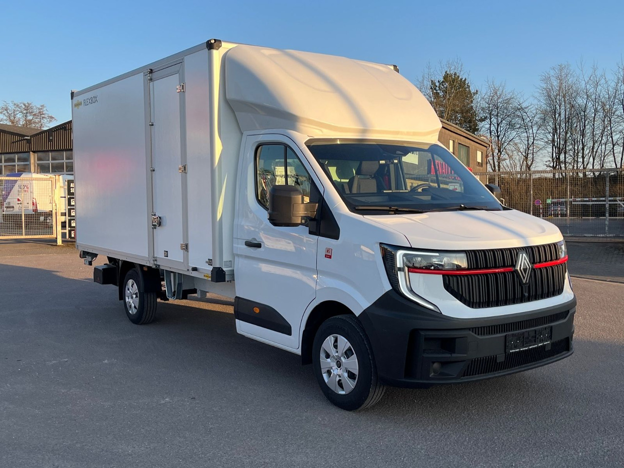 Renault Master L3 Kofferaufbau LBW / Seitentür - Επαγγελματικό αυτοκίνητο κόφα: φωτογραφία 3 Renault Master L3 Kofferaufbau LBW / Seitentür - Επαγγελματικό αυτοκίνητο κόφα: φωτογραφία 3