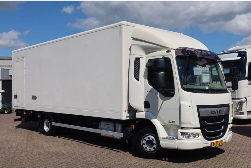 DAF LF 230 Bak+Klep Dhollandia 1500 kg Euro 6 - Φορτηγό κόφα: φωτογραφία 2 DAF LF 230 Bak+Klep Dhollandia 1500 kg Euro 6 - Φορτηγό κόφα: φωτογραφία 2
