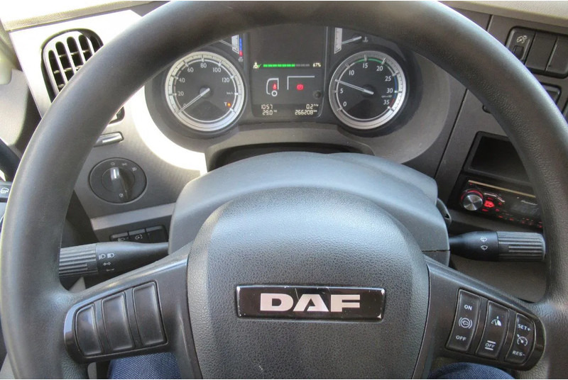 DAF LF 250 250 bak + klep + schuifzeil E6 - Φορτηγό μουσαμάς: φωτογραφία 5 DAF LF 250 250 bak + klep + schuifzeil E6 - Φορτηγό μουσαμάς: φωτογραφία 5