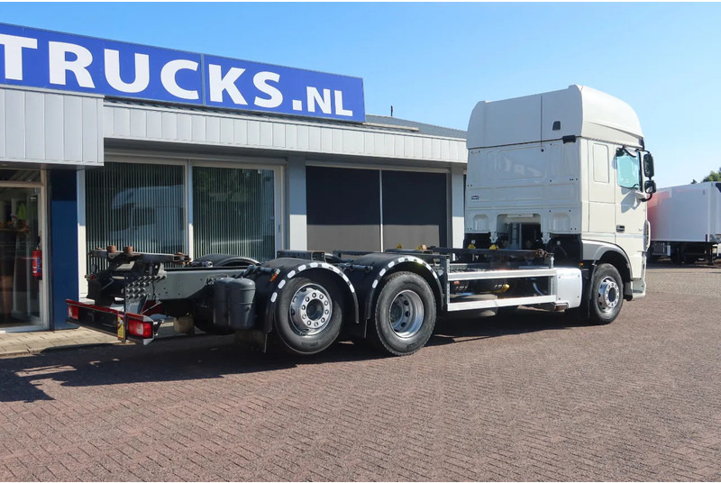 DAF XF 106.450 Wissellaadbaksysteem / Chassis - Φορτηγό μεταφοράς εμπορευματοκιβωτίων/ Κινητό αμάξωμα: φωτογραφία 3 DAF XF 106.450 Wissellaadbaksysteem / Chassis - Φορτηγό μεταφοράς εμπορευματοκιβωτίων/ Κινητό αμάξωμα: φωτογραφία 3