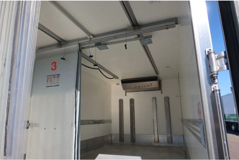FUSO Canter Thermoking T 600R Koel/Vries + Laadklep - Φορτηγό ψυγείο: φωτογραφία 3 FUSO Canter Thermoking T 600R Koel/Vries + Laadklep - Φορτηγό ψυγείο: φωτογραφία 3