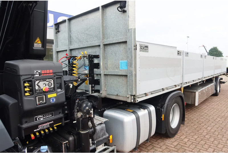 Mercedes-Benz Actros 2133 L Trekker + Hiab Kraan met City Trailer: OT-92-VD - Φορτηγό με γερανό: φωτογραφία 4 Mercedes-Benz Actros 2133 L Trekker + Hiab Kraan met City Trailer: OT-92-VD - Φορτηγό με γερανό: φωτογραφία 4