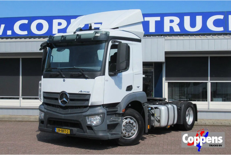 Mercedes-Benz Antos 1833 L - Τράκτορας: φωτογραφία 1 Mercedes-Benz Antos 1833 L - Τράκτορας: φωτογραφία 1