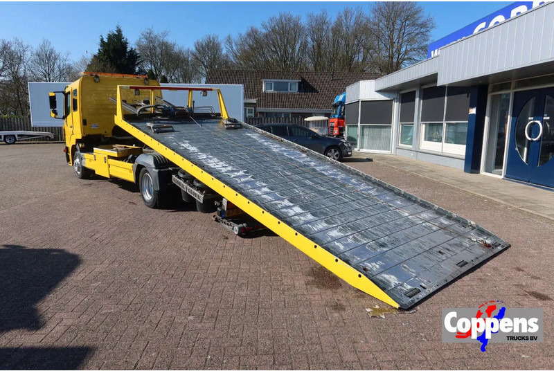 Mercedes-Benz Atego 1221 1221 L Takel wagen 6 Persoons - Φορτηγό αυτοκινητάμαξα: φωτογραφία 1 Mercedes-Benz Atego 1221 1221 L Takel wagen 6 Persoons - Φορτηγό αυτοκινητάμαξα: φωτογραφία 1