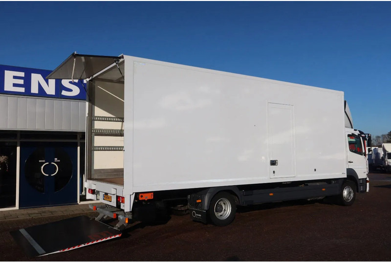 Mercedes-Benz Atego 1321L Bakwagen Laadklep 2000kg / 3 Stoelen!! - Φορτηγό κόφα: φωτογραφία 3 Mercedes-Benz Atego 1321L Bakwagen Laadklep 2000kg / 3 Stoelen!! - Φορτηγό κόφα: φωτογραφία 3